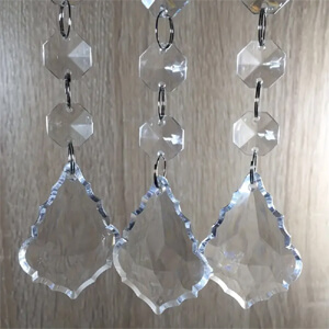 Maple leaf acrylic plastic chandelier crystals