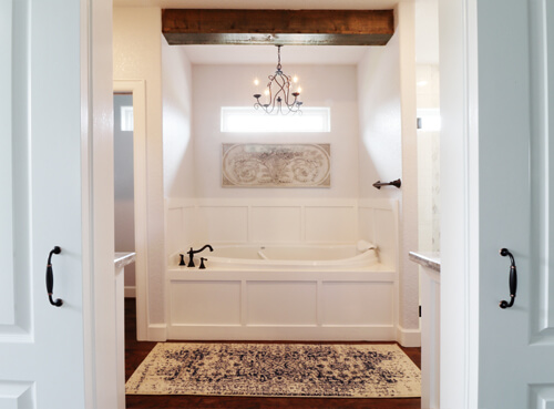 Beautiful tub surround
