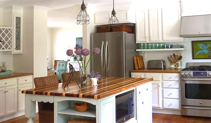 photo courtesy of Cynthia Crane flickr.com/photos/cynthiacranesart/15011728865 designer favorite kitchen countertop accessories